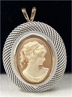 Vintage Cameo Pendant