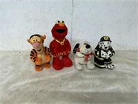 4 BATTERY OPERATED TOYS TIGGER  ELMO  FIRE DOG DOG