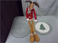 Deer Decor & 2 Christmas Platters