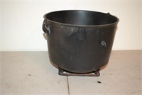 Unmarked Cast Iron Bean Pot