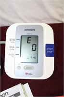 Omron Blood Pressure Monitor / Works