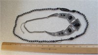 Black stone / silver-tone 10.5" Medallion necklace
