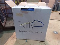 Puffy mattress protector