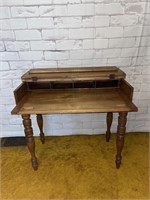 ANTIQUE DESK