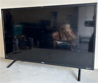 Q - TCL 32" SMART TV  (G28)
