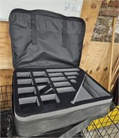 Padded display suitcase