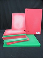 12 NYLON CUTTING BOARDS - RED / GREEN