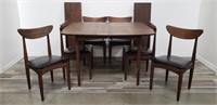 Mid-Century Modern Dining Table and Chairs