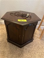SIDE TABLE/ EXTENSION CORD