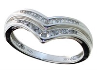Beautiful 2 Row 1/4 ct Baguette Diamond Ring