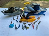 #5 TOYS LOT - Fish Toys & Boats