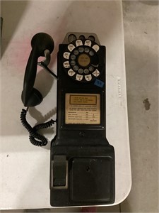 Gray Manufacturing Co wall telephone
