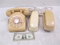 Vintage Rotary Telephone & 2 Touch Tone Phones
