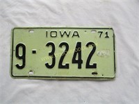 1971 Iowa license plate