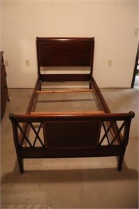 Mahogany Twin-size Bed Frame