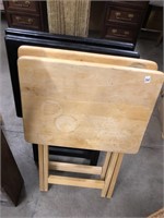 Set of four wooden TV tray’s two original blond