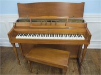 BEAUTIFUL WORKING CABLE PIANO COMPANY MAPLE