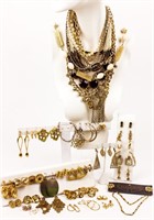 Jewelry Costume Lot, Gold Tone