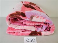 Korean Faux Mink Heavy Plush Pink Flower Blanket