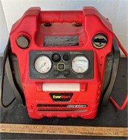 EverStart 800 amp Battery Booster Air Compressor.