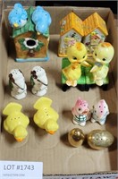 FLAT OF CERAMIC BIRD-THEMED S/P SHAKER SETS