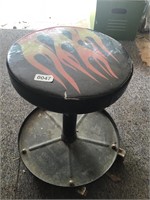 Adjustable rolling stool