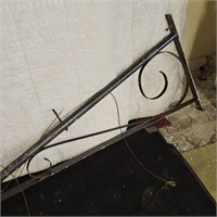 6 FT. VINTAGE SIGN HANGER