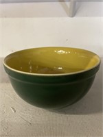 Vintage 7.5" Hall Pottery Bowl