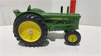 1/16 John Deere Diesel model tractor
