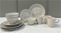 14 Pc. Set of Gibson Housewares Everyday China