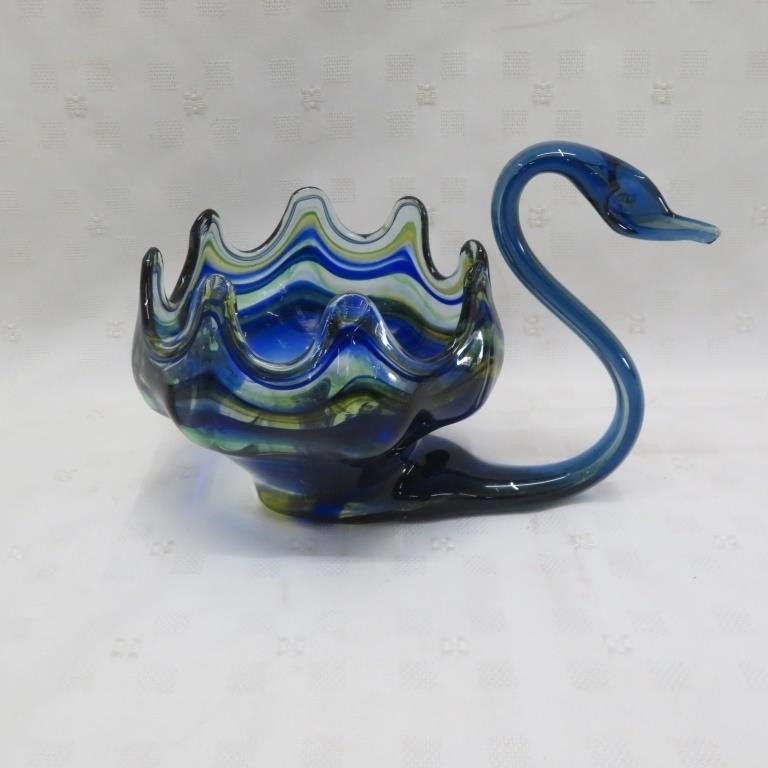 MC Art Glass - Swan