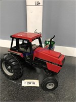 ERTL Case IH 2394 cab tractor
