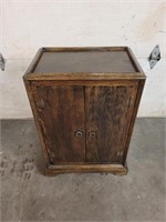 Antique Wooden Cabinet/Buffet/Liquor Cabinet