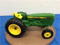 Ertl JD 2440 Tractor, WF, no box, 1/16 scale