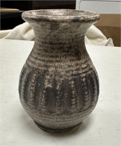 Peters Pottery Cotton Row Nutmeg Small Vase