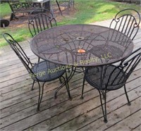 WROUGHT IRON TABLE & 4 CHAIRS