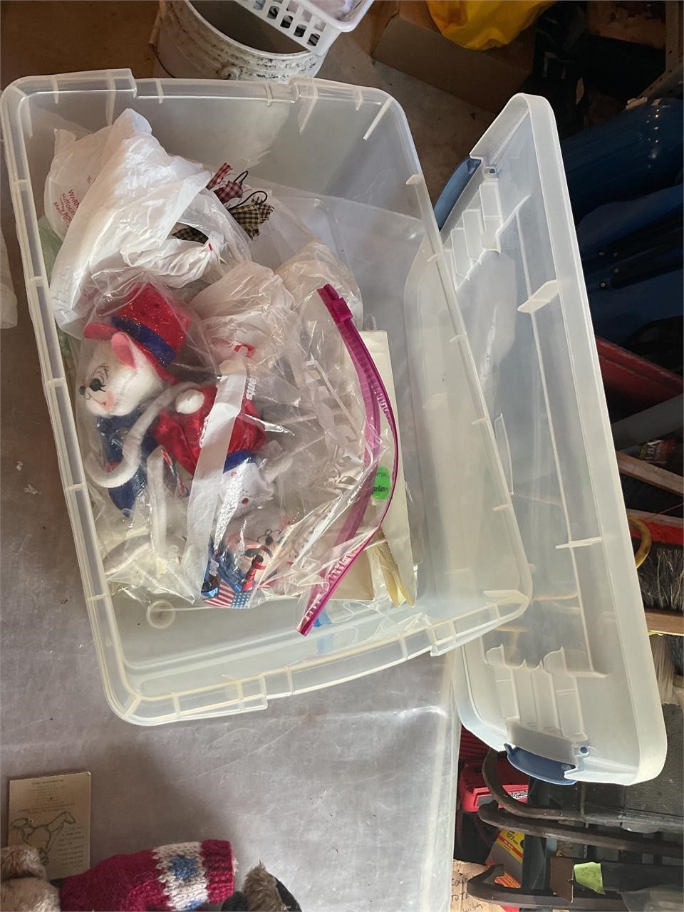 Tote lot of patriotic decor