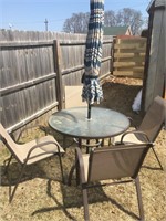 patio set round table ,4 chairs /unbrella with
