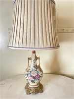Floral Urn Style Table Lamp