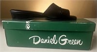 Danierl Green Slippers