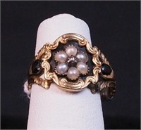 A 14K yellow gold Victorian ring with pearls