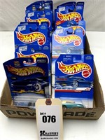 23 Hot Wheels Mini Cars