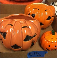 lot of 3 pumpkins