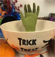 trick or treat bowl-animated-needs batteries