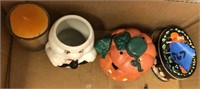 lot of 4 Halloween items