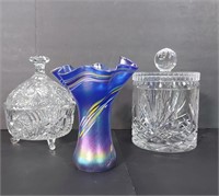 CRYSTAL AND ART GLASS PIECES