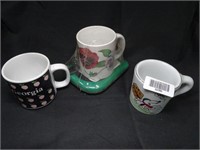 3 Unique Mugs with Warmer