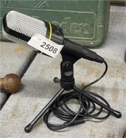 Microphone With stand