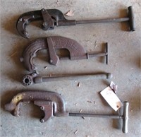 (3) Pipe cutters with pipe threader. (2) Are