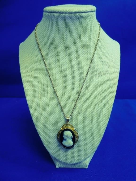 Cameo Brooch Pendant On 17" Gold Tone Chain